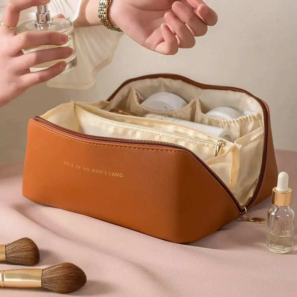 Organiseur de toilette de voyage avec compartiments